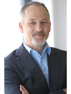 Wilfried Teufel zum Country Manager bei Hollister Österreich bestellt