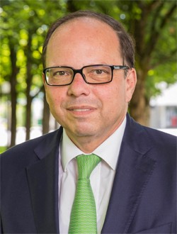 Szekeres: “Ärzte nutzen Printmedien”